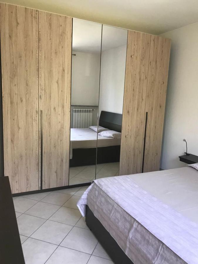 Apartamento Casa Alle Porte Di Pavía Exterior foto