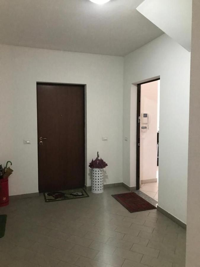 Apartamento Casa Alle Porte Di Pavía Exterior foto